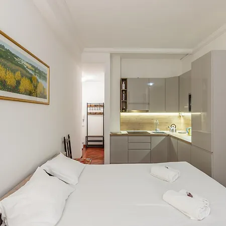 Santa Sofia - Mercalli Cozy Lägenhet Milano